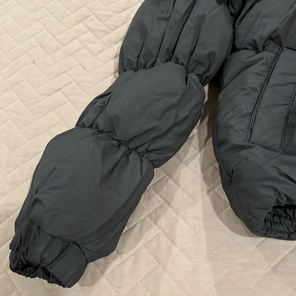 Love Tree Peyton Puffer Jacket - BLACK / Small / NWOT